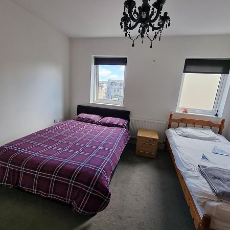 King En-Suite Close To The A30 Camborne Exteriör bild