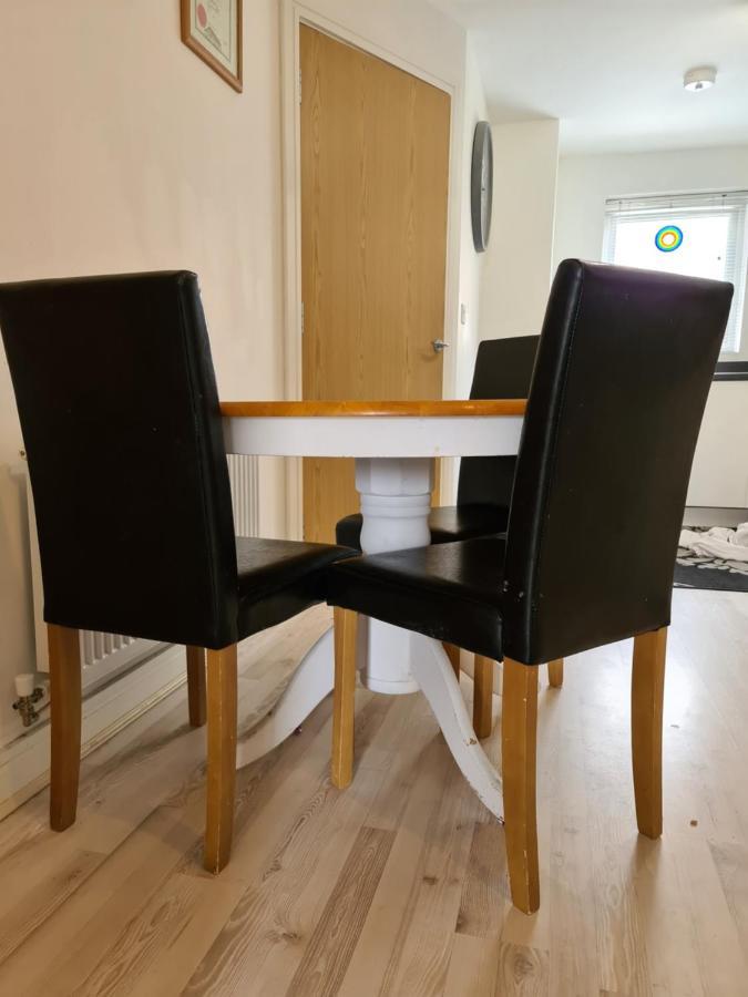 King En-Suite Close To The A30 Camborne Exteriör bild