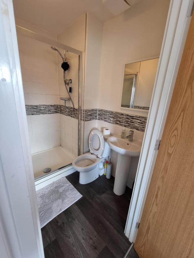 King En-Suite Close To The A30 Camborne Exteriör bild